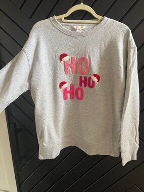 Shiraleah Chicago "Ho Ho Ho" holiday sweatshirt in size M